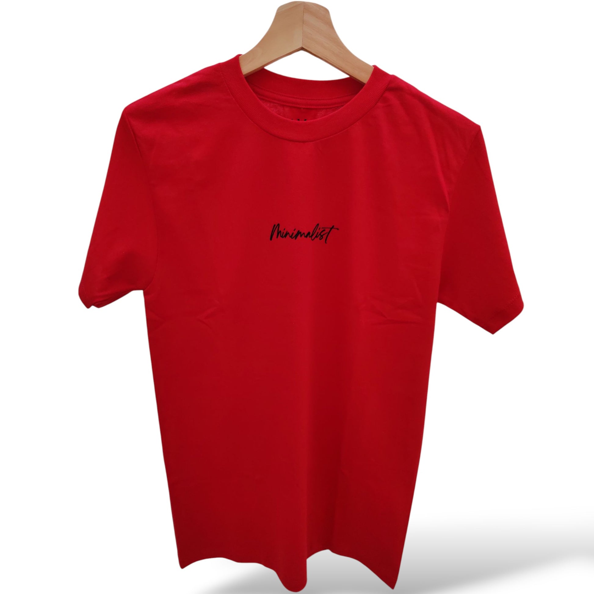Playera roja de cuello redondo, diseño minimalist